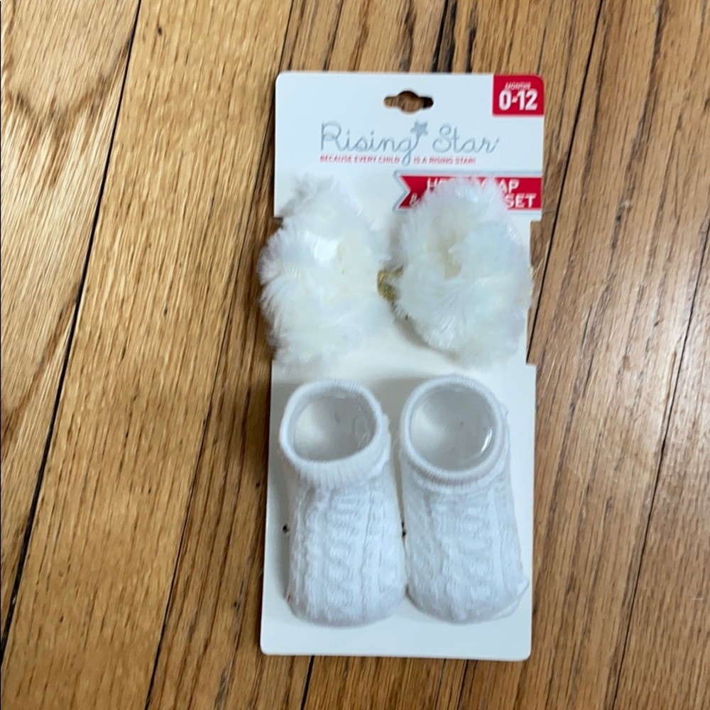 Head bow and booties (0-12 months)